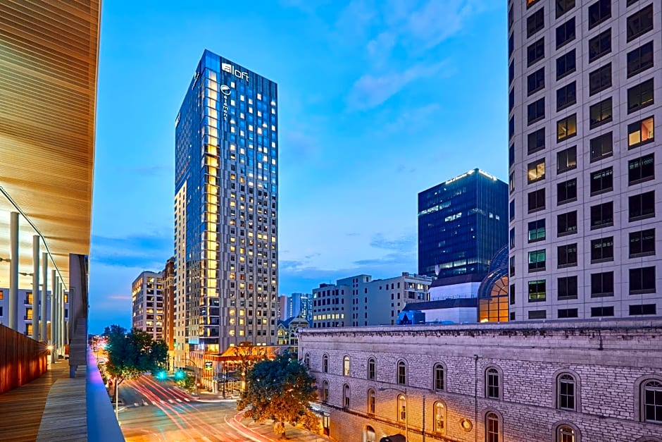 Aloft Austin Downtown